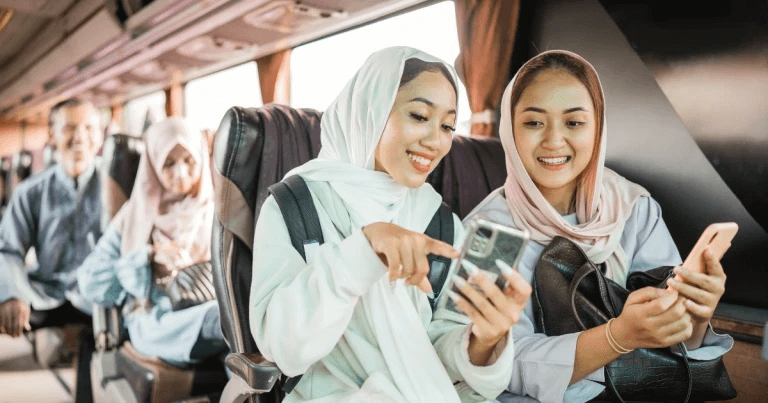 6 Essential Apps for Halal-Conscious Travelers